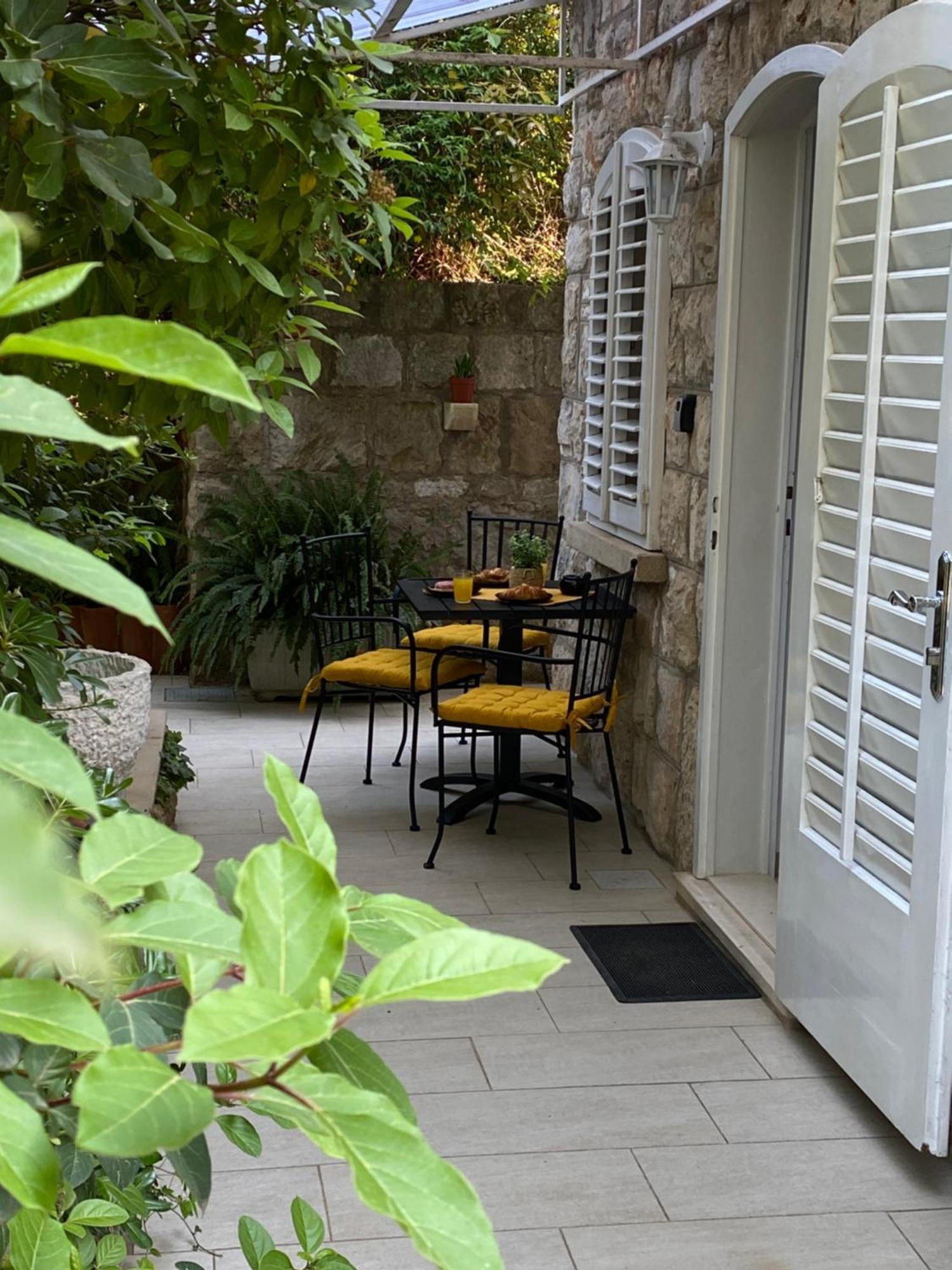 Apartment Mario ดูบรอฟนิก ภายนอก รูปภาพ